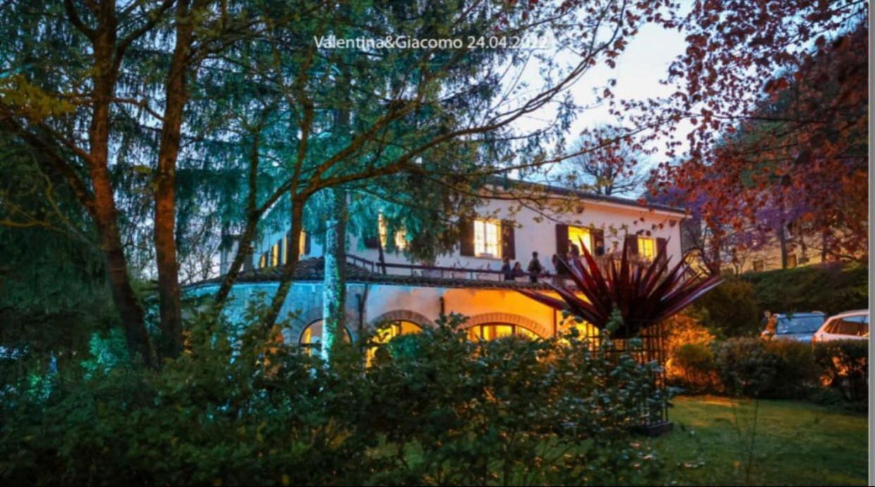 Hotel La Ginestra Acqualagna Exterior photo